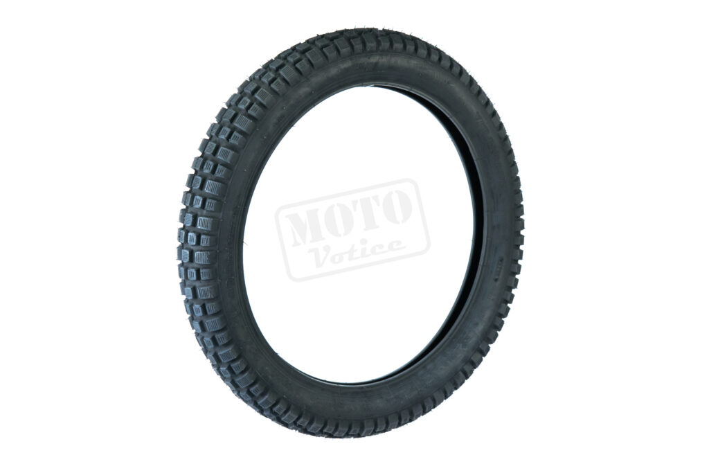 Plášť 2,75-16" VEE RUBBER 46J VRM 186 Pionýr 05, 20, 21, 23 Mustang