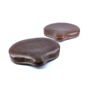 Sedla  kompletní tmavě hnědé (pár řidič + tandem) JAWA Pérák, ČZ 150 C - CZ RETRO Hovězí kůže